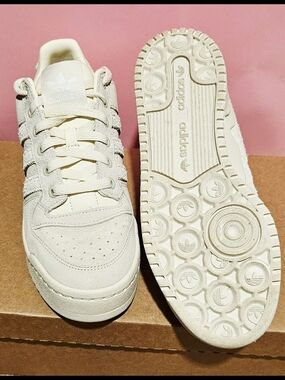 Adidas Forum Bold Stripes Low-Top Sneakers